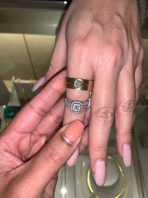 How many carats is your engagement ring? - 2