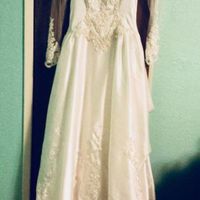 Anyone Wearing Mom/Grandma/Relative's Dress??