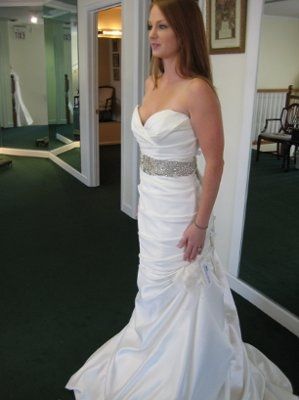 Beach wedding dress? (pic)