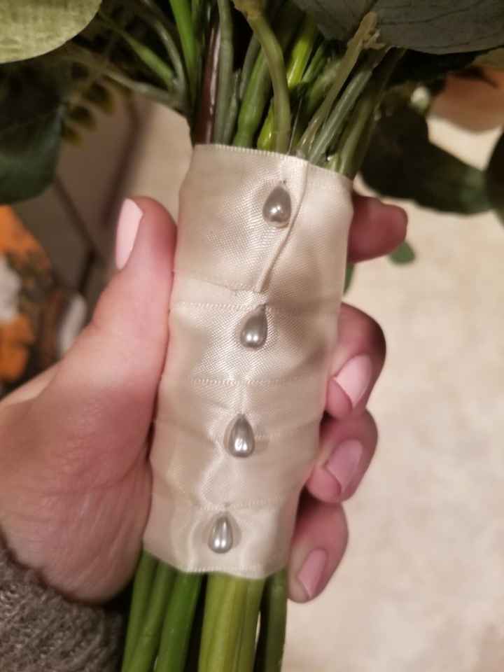 Pics!! Picked up my bouquet! Shamelessly showing it to everyone 😂😍 - 3