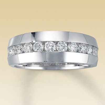 lets see FH wedding band! =)