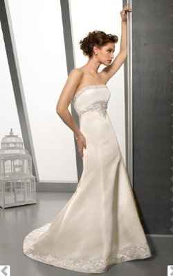 Help me search for my dream dress and lace pattern! Please? With a cherry on top?