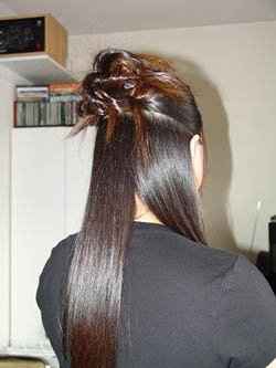 Find pics for me please. Straight hair.