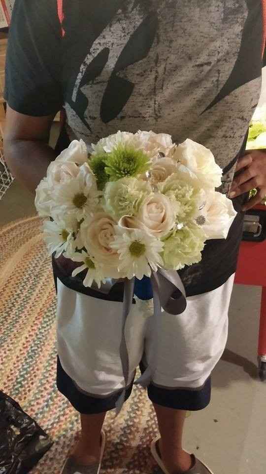 Everyone that DIY'ed their flowers!