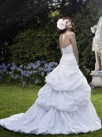Share the story of how you found your Wedding Dress! *pics*