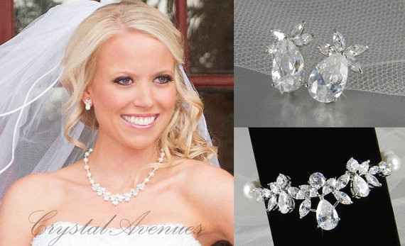 Show me your wedding day jewelry!
