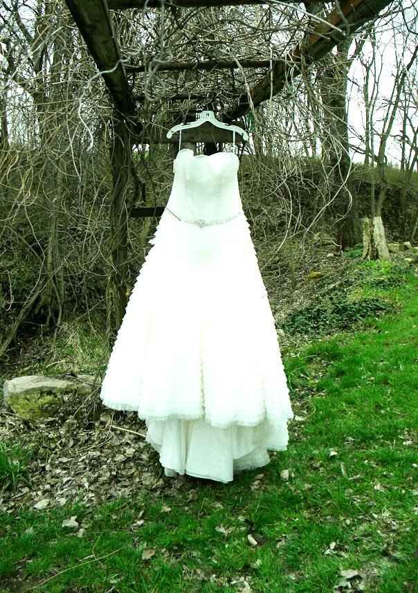 Country wedding pictures!