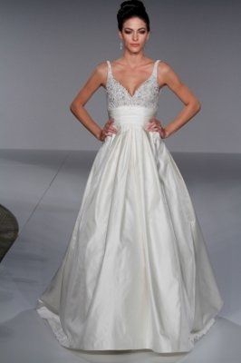 I know who makes this dress, but...