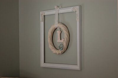 I'm about to make a yarn wreath!
