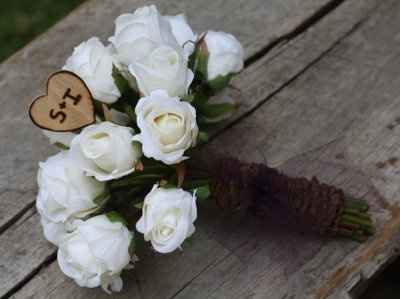 Anyone ordered silk flowers online? That aren't too costly*