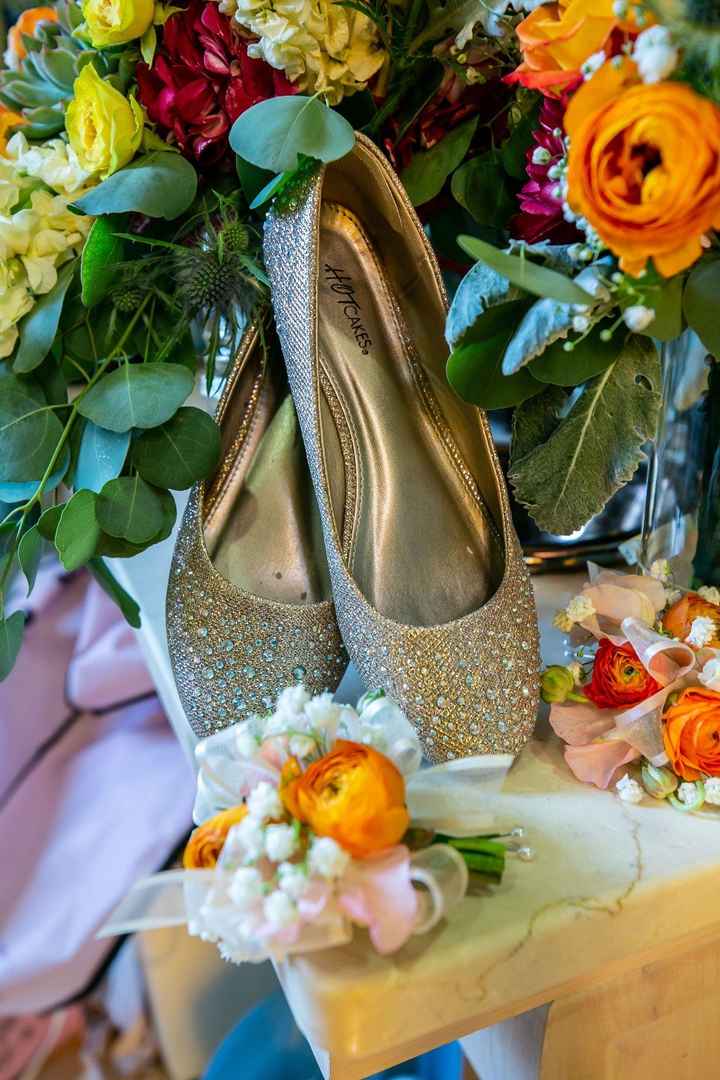 My shoes and flowers!