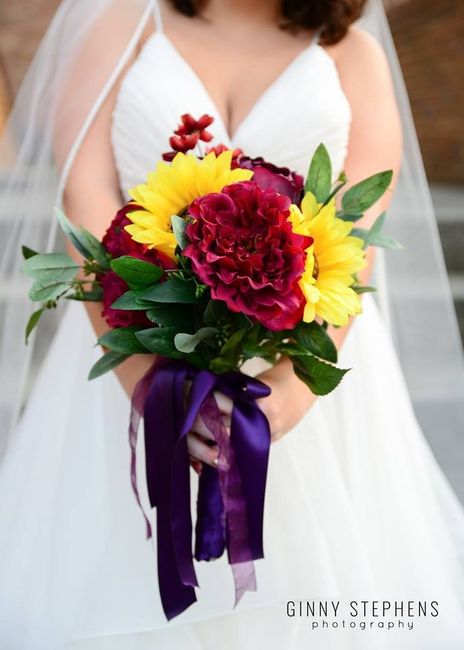 My bouquet - handmade with flowers & greenery from Alforal!