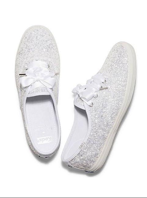 Let me see your shoes! - 2