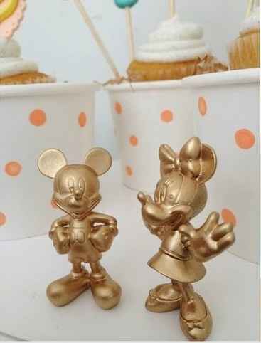 Let me see your.......CAKE TOPPER!!