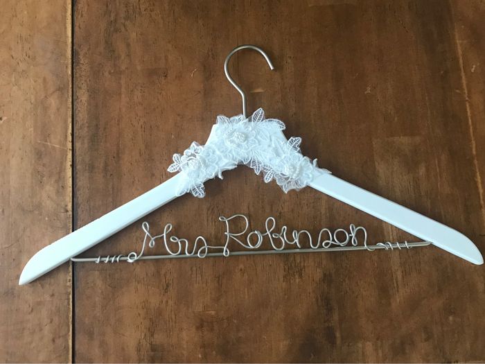 Wire hangers diy 4