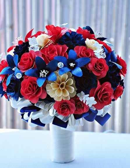 Help a girl out with her bouquet!