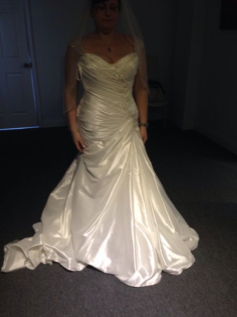 Show me your gown!