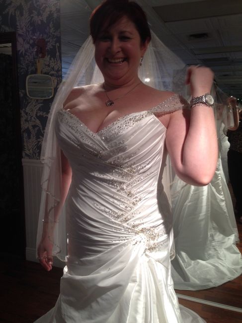 Show me your dress!