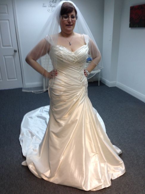 Who designed your dress?