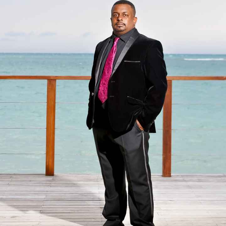 Show Off Those Suits! 🤵🏼 - 1