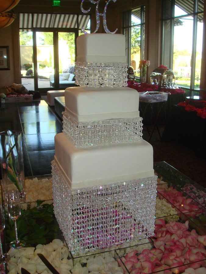 Trying to find a M monogram cake topper under 30 bucks that has swavoski crystals or has bling on it