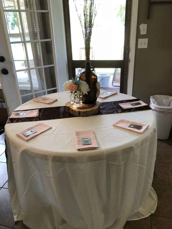 Linens and tablescapes... show me yours! - 1