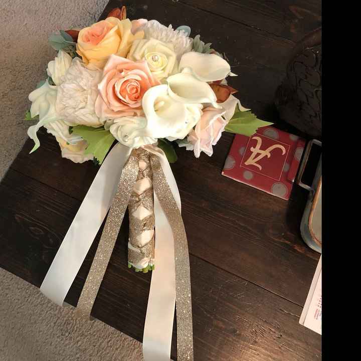 Flower Bouquets! Real or Fake? - 1