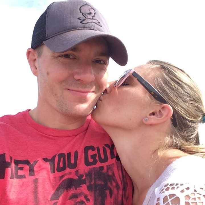 Share your favorite pic of you and FH!!