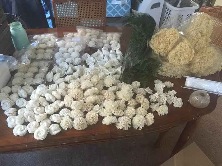 DIY Sola Bouquets & Centerpieces - Step 1: Dying Process