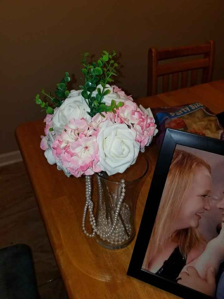 Who here is DIYing their centerpieces? - 1