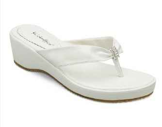 Fitting Appointment on Tuesday and Don't Have Shoes...Advice Please