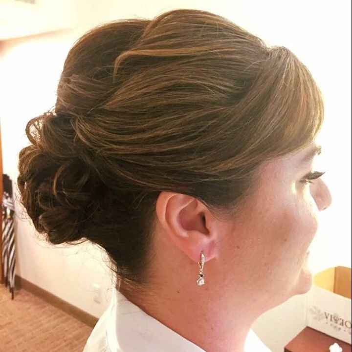 Show me your wedding hair!