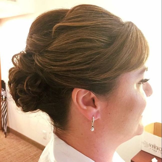 Show me your wedding hair!