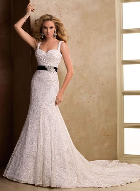 the bra-less bride: help!