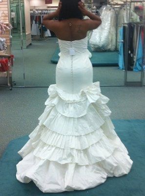 I think I've found my dress! Yayyy.. UPDATE Page 3!