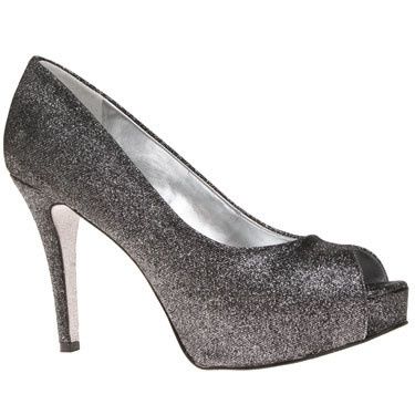 Show me your shoes.. Please!