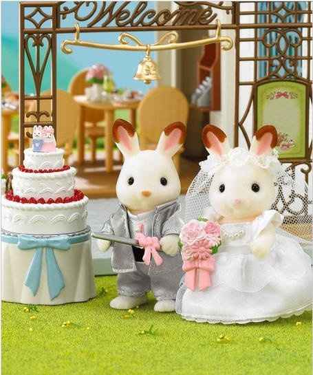 lets see your cake topper . this is mine :)