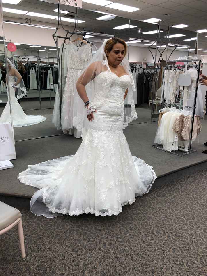 Fear of choosing the wrong dress - 1