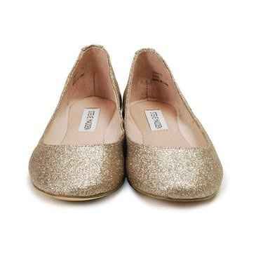 I wanna see your FLAT wedding shoes!