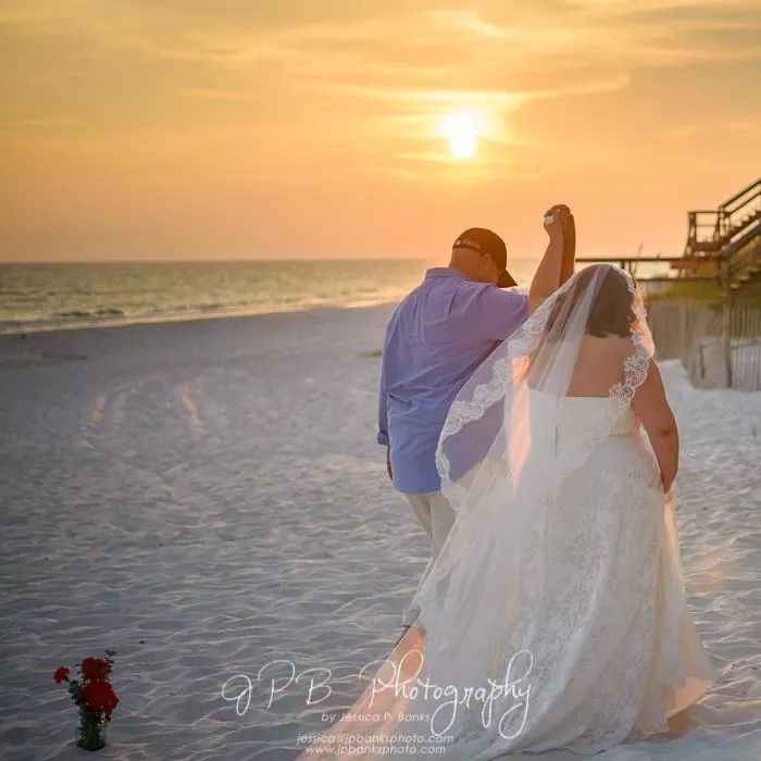 BAM!!! Not back to reality YET.. But I'm MARRIED!!!!! (pic heavy)