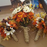 Bride and BM's bouquets. 