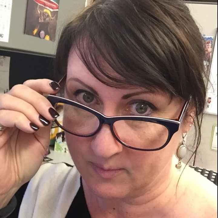 It's Friday! Drop a selfie!