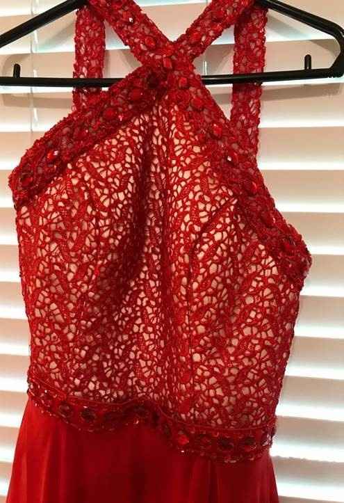 Queen of Victoria dress reviews?