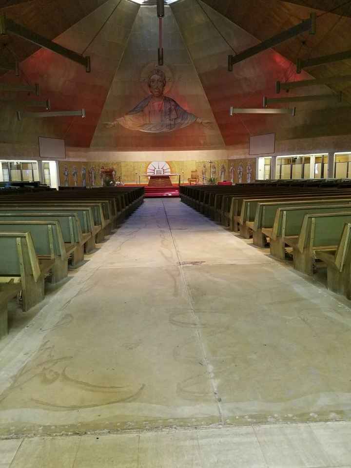 Ailse carpet for rent - 1