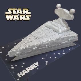A little light on the groom's cake...