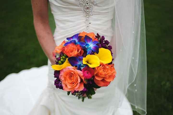 All white or colorful bride bouquet?