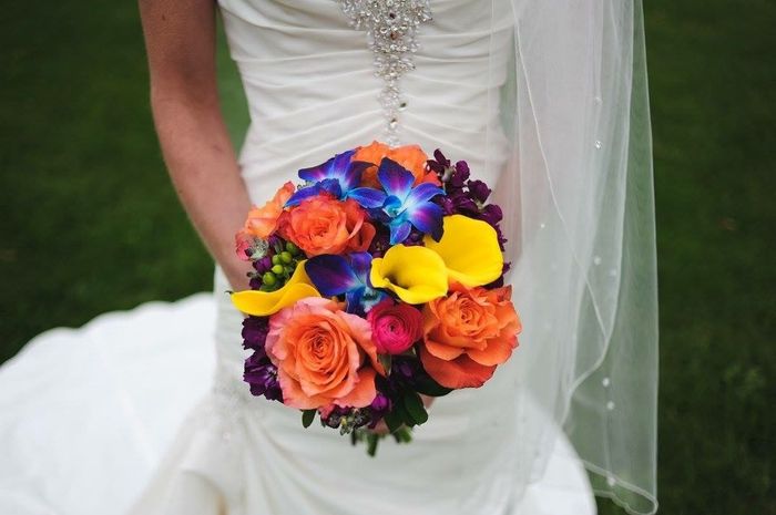 All white or colorful bride bouquet?