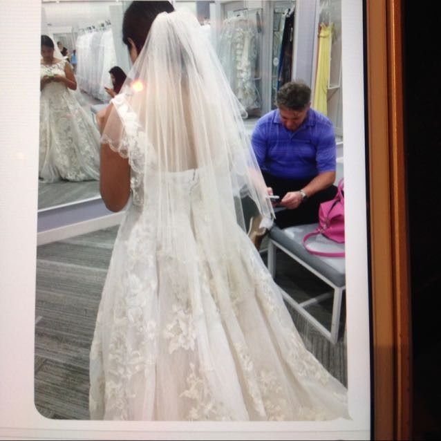 Show off your dress!!
