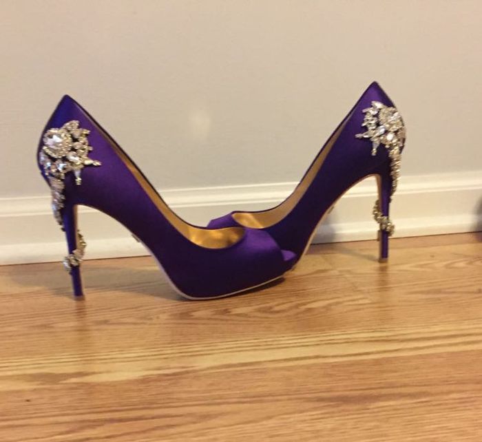 Show me your shoes! - 1