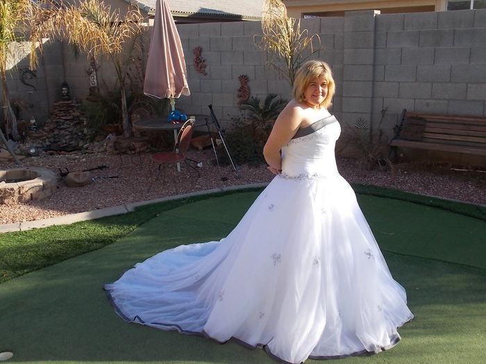 HELP! Worried bridal store is lying. Have you seen this dress?? (Pics)